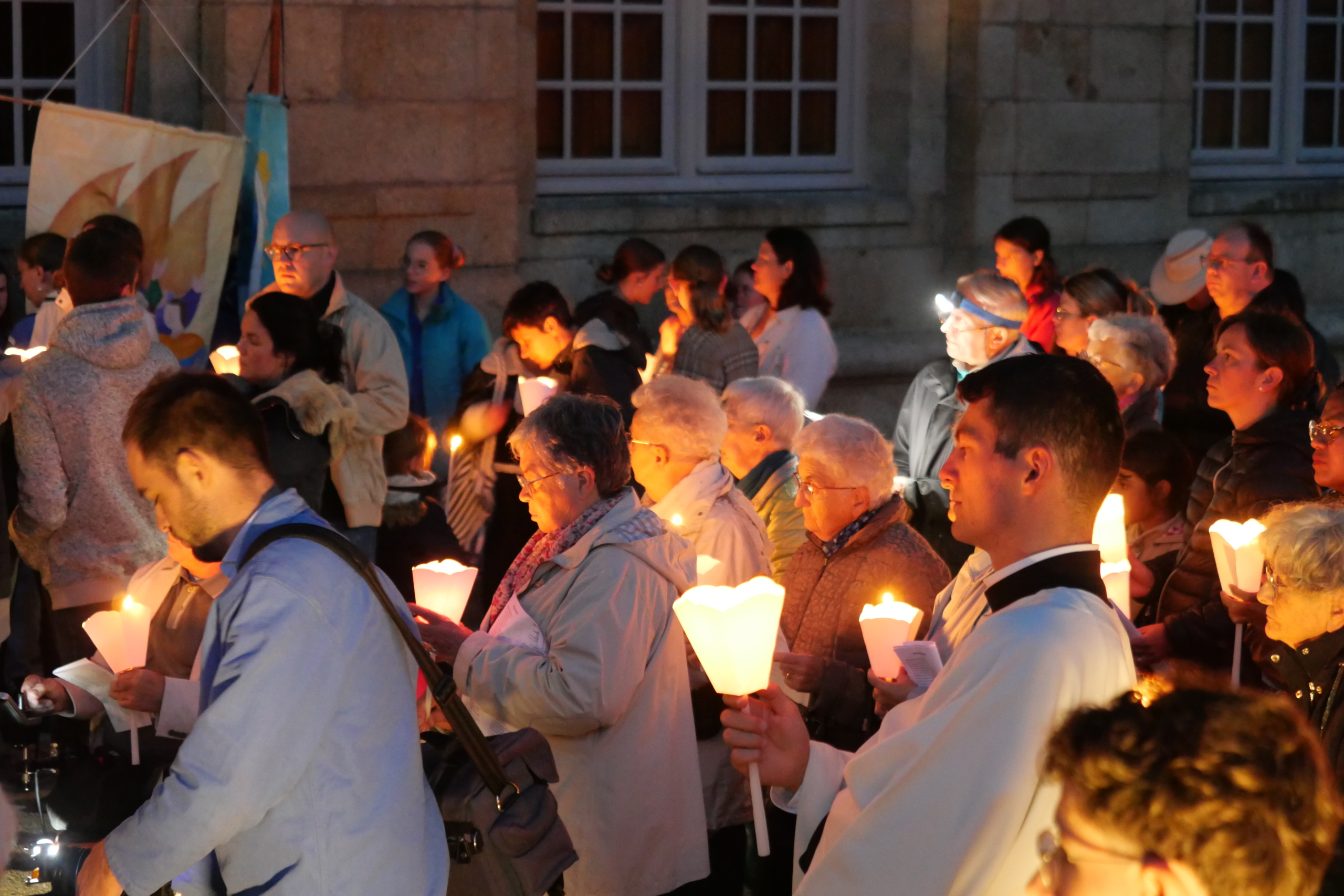 Procession lors de la bénédiction de la mer à Porto Vecchio cet été