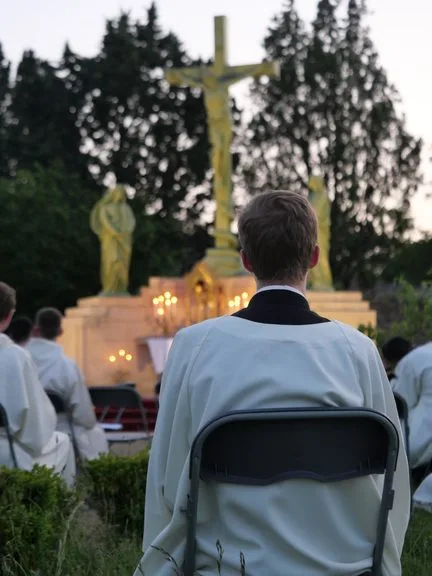Contempler la Croix du Christ